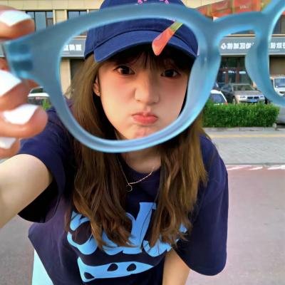 重生八零成为村首富的美艳妻